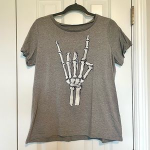 3️⃣ for $10!!! Halloween Graphic Tee